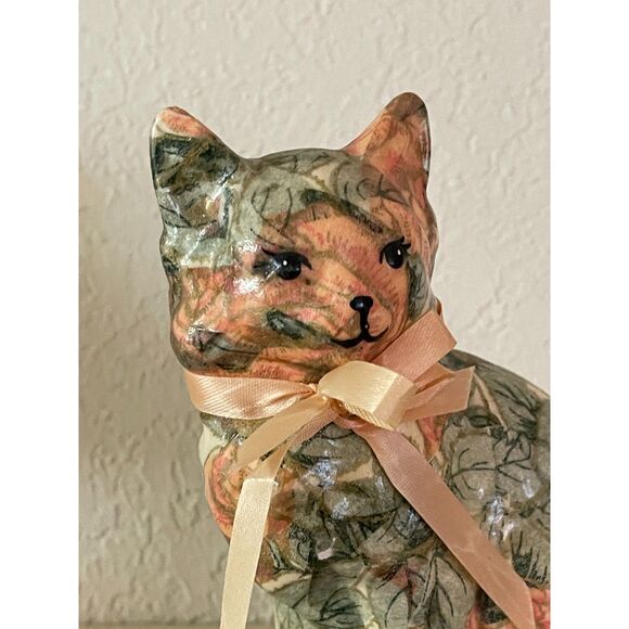 Vintage Porcelain Paper Mache Patchworks Calico Cat Figurine by Joan Baker Pink - Picture 3 of 6